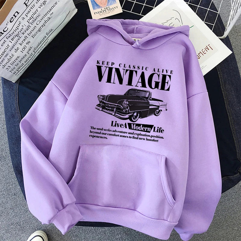 Vintage Car Hoodie – Klassischer Streetstyle | Oversize & Cozy