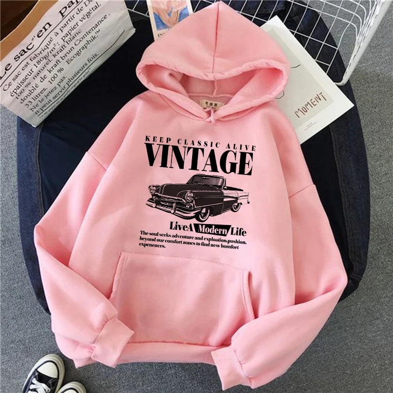 Vintage Car Hoodie – Klassischer Streetstyle | Oversize & Cozy